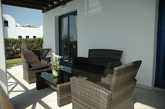 Kymmates Beach Front Villas Paphos 外观 照片